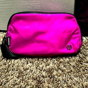 Lululemon *limited edition* belt bag